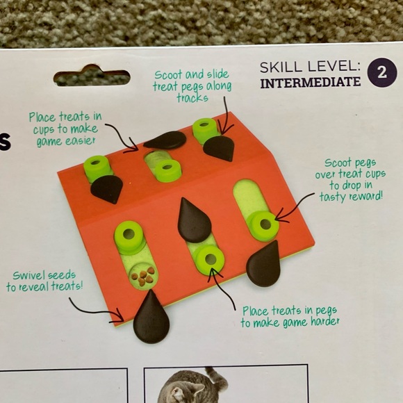 Melon Madness Puzzle & Play by Petstages - Picture 4 of 8